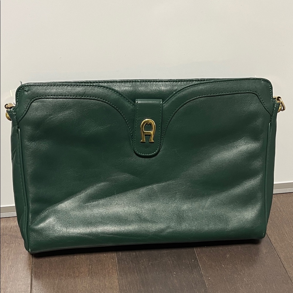 Aigner Green Clutch with Logo - Picture 9 of 9